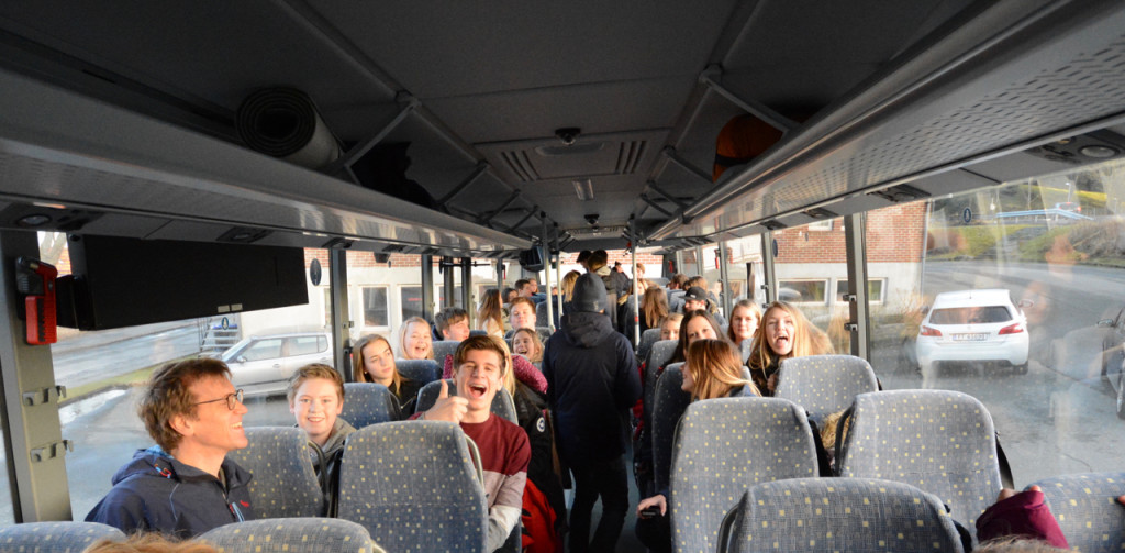 Det var en oppstemt gjeng som satte seg i bussen med kurs for Impuls i Stavanger fredag kveld.