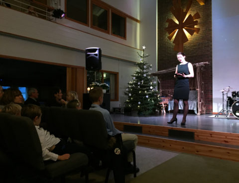 Julaften-gudstjeneste 24. desember 2016. Pastor Maria Morfjord taler.