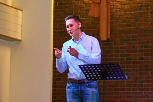 Gudstjeneste 17. september 2023. Pastor Markus T. Kleppe taler.